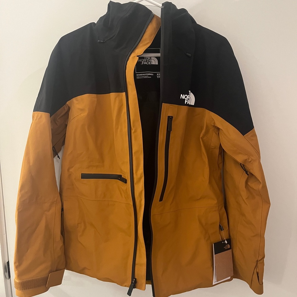 NWT THE NORTH FACE WOMEN'S POWDERFLO FUTURELIGHT JACKET